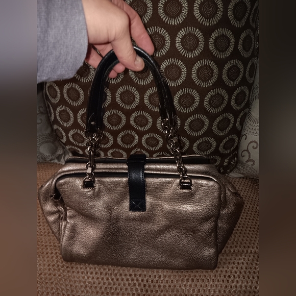 Loewe small amazona leather bag with special lock n key - Picture 2 of 9